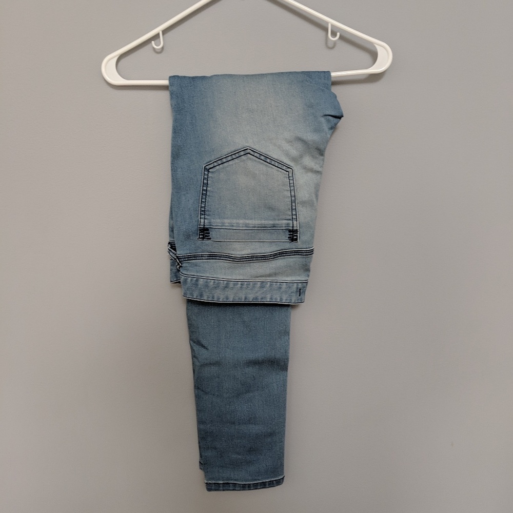 Free People Light Wash Skinny Jeans
